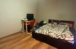 OPORTUNITATE! 3 camere, orientare S-E, parcare, balcon! Zona Teilor!