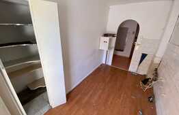 Apartament de 3 camere, 64 mp, decomandat, zona Racadau