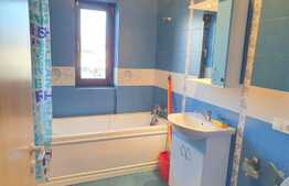 Oportunitate! Apartament 2 camere, 52 mp, etaj intermediar, parcare, Intre Lacuri!