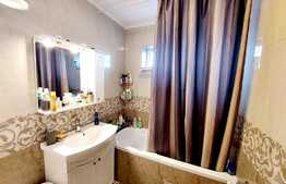 Apartament finisat nou, 3 camere, 67 mp, Parcare, balcon! zona Teilor