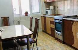 Casa de vanzare, teren 244 mp, 100 mp, zona Andrei Muresanu