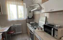 Apartament de 2 camere, decomandat, 54 mp, zona strazii Aleea Meses