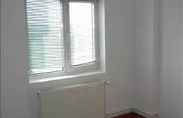 Apartament 4 camere decomandate, 90 mp utili, 3 balcoane, zona Piata Cipariu!