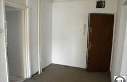 Apartament 4 camere decomandate, 90 mp utili, 3 balcoane, zona Piata Cipariu!