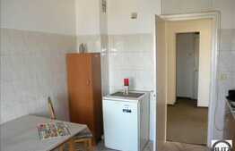 Apartament 4 camere decomandate, 90 mp utili, 3 balcoane, zona Piata Cipariu!