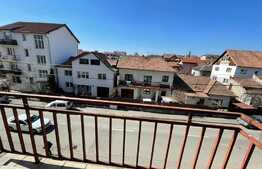 Garsoniera de 40 mp, decomandata, balcon, AC, zona Iulius Mall