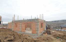 Casa pe un nivel, 135 mp, 720 mp teren, Corusu 