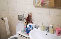 Apartament de 3 camere, decomandat, 71 mp, construcție 2018, zona Răcădău