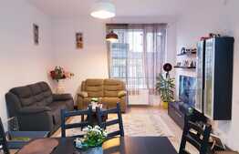 Apartament de 3 camere, decomandat, 71 mp, construcție 2018, zona Răcădău