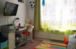 Apartament de 3 camere, decomandat, 71 mp, construcție 2018, zona Răcădău