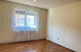 Apartament 2 camere, 44 mp, loc parcare, zona Florilor