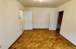 Apartament 2 camere, 44 mp, loc parcare, zona Florilor