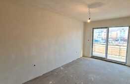 Apartament de 3 camere, 2 balcoane, izolat exterior, zona Eroilor