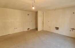 Apartament de 3 camere, 2 balcoane, izolat exterior, zona Eroilor