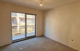 Apartament de 3 camere, 2 balcoane, izolat exterior, zona Eroilor