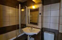 Apartament 3 camere, decomandat, 72 mp, zona Tractorul