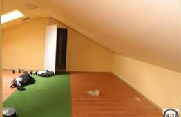 Vanzare 3 camere in imobil tip casa, 130 mp utili, pe 2 nivele, loc de parcare!