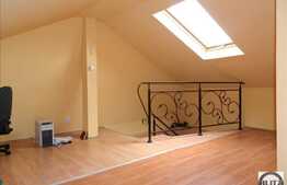 Vanzare 3 camere in imobil tip casa, 130 mp utili, pe 2 nivele, loc de parcare!