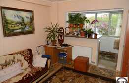 Vanzare apartament 1 camera, 25 mp utili, zona Iulius Mall, cu boxa si parcare