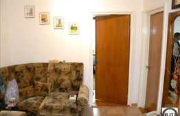 De vanzare apartament cu 3 camere decomandate, 67 mp. Loc de parcare si boxa!