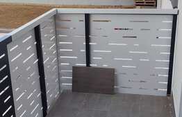 Apartament semifinisat, doua camere,etaj intermediar , zona Regal 