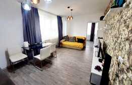 Apartament 3 camere, zona accesibila, parcare, balcon! Zona VIVO