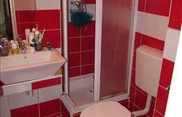 Vanzare 4 camere, 78 mp utili, zona BIG, renovat, etaj intermediar, cu boxa