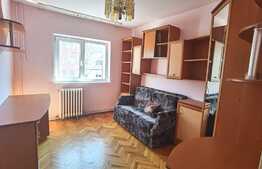 Apartament 4 camere, decomandat, etaj intermediar, garaj, zona Kaufland