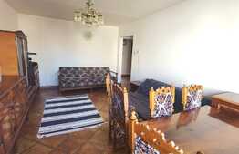 Apartament 4 camere, decomandat, etaj intermediar, garaj, zona Kaufland