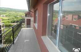 3 camere pe doua nivele, 94 mp, imobil nou, terasa, zona linistita!