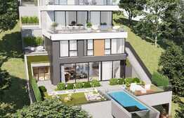 Penthouse exclusivist! 