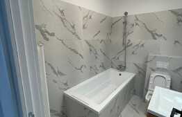 Casa insiruita LA CHEIE, finisaje moderne! Garaj si gradina, zona Terra 