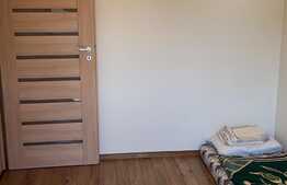 Apartament 3 camere, etaj intermediar, parcare inclusa, zona Stejarului