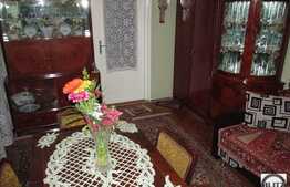 Vanzare apartament cu 2 camere, 50 mp utili, zona S. Albini, cu boxa