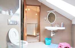 Apartament tip Penthouse de 4 camere pe doua nivele, 130 mp, parcare, terasa 6 mp, Valea Garbaului