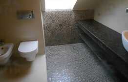 Apartament tip Penthouse de 4 camere pe doua nivele, 130 mp, parcare, terasa 6 mp, Valea Garbaului