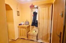 Apartament 3 camere, etaj intermediar, mobilat!