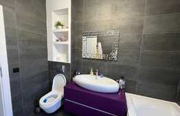 Apartament de lux, 3 camere, 68 mp, parcare, zona Vivo