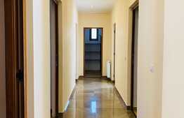 Casa individuala, 170 mp, curte 300 mp, garaj, zona Campului