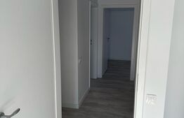 Casa insiruita de vanzare, 81 mp , mobilata si utilata, doua garaje ! zona Terra  