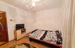 Apartament 3 camere, 60 mp, etaj intermediar, finisat, zona Horea 