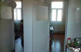 Apartament spatios in zona Casei de Cultura a Studentilor!