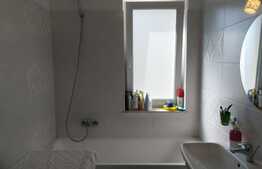 Apartament de 3 camere, 66 mp, modern, garaj, zona Grand Hotel Italia