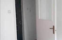 Vanzare apartament 3 camere, 43 mp utili, zona Alverna, renovat recent