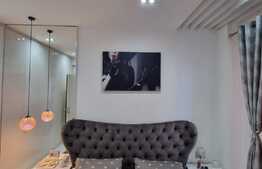 Apartament 2 camere, lux, 60 mp, terasa, parcare, zona Centrala