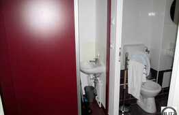 3 camere de vanzare, 68 mp. Boxa inclusa! Are si acces direct din strada!