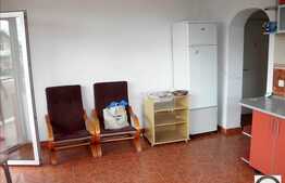 Inchiriere 1 camera decomandata, 40 mp, zona strazii Fagului. Mobilier modern!