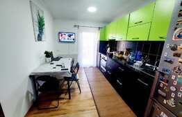 Apartament 2 camere decomandate, 50 mp, parcare, zona Eroilor