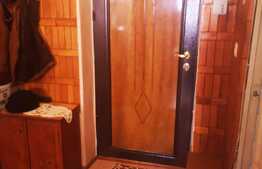 Garsonieră de 24 mp, decomandată, zona Craiter