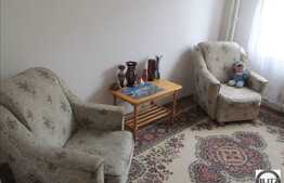 Apartament cu 4 camere decomandate,  recent renovat, parcare,zona strazi Primaverii